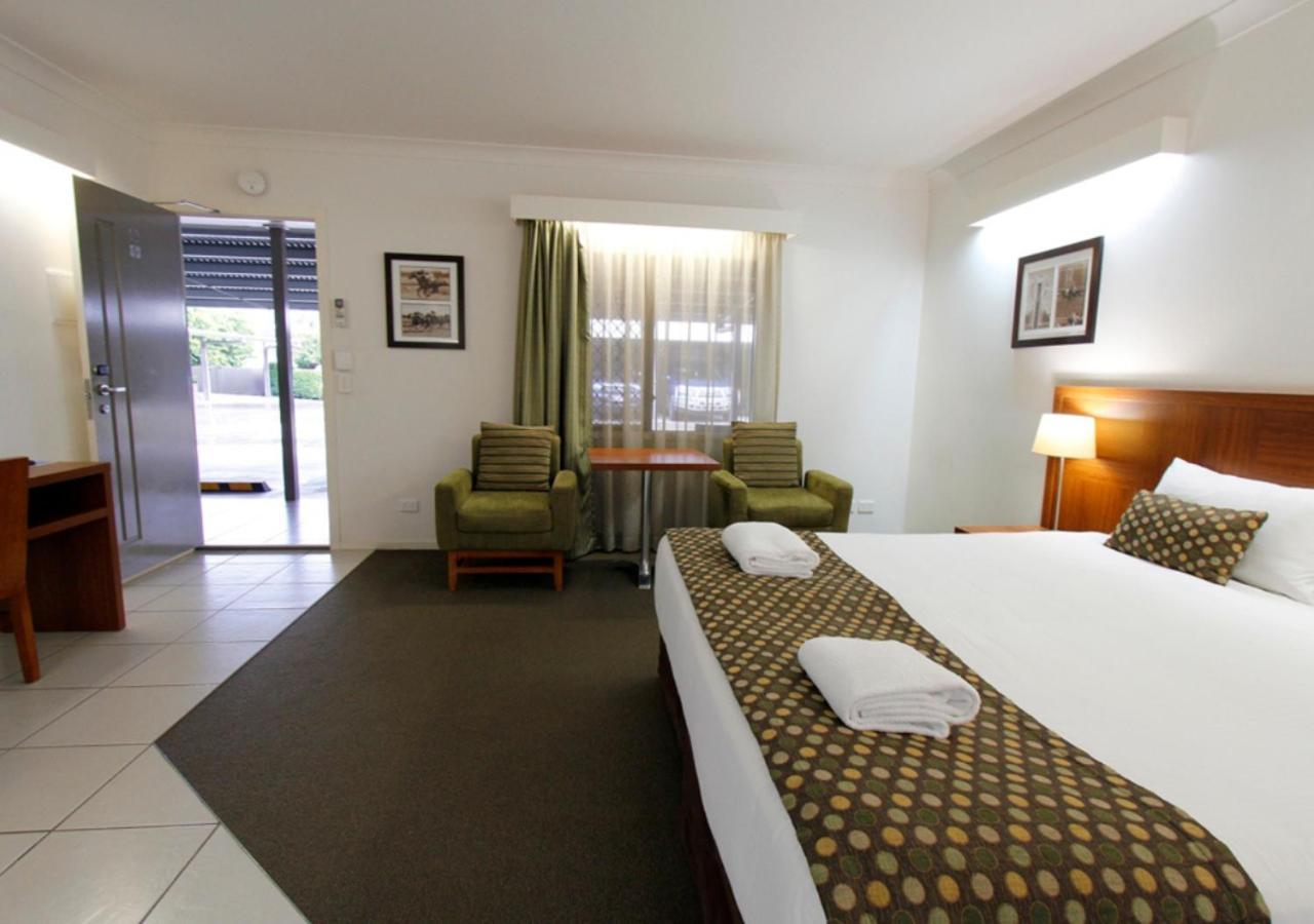 Chinchilla Downtown Motor Inn المظهر الخارجي الصورة